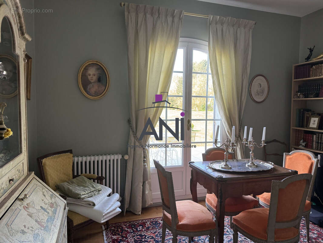 Maison à ENVERMEU