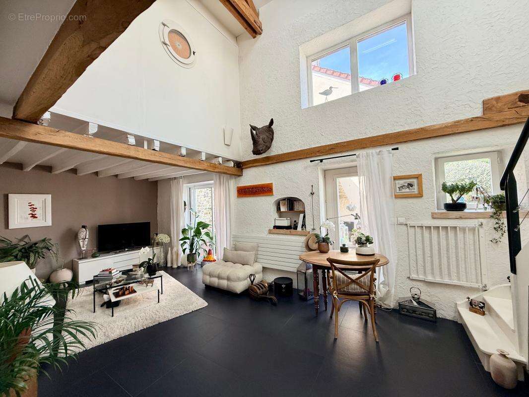 Maison à MAROLLES-EN-HUREPOIX