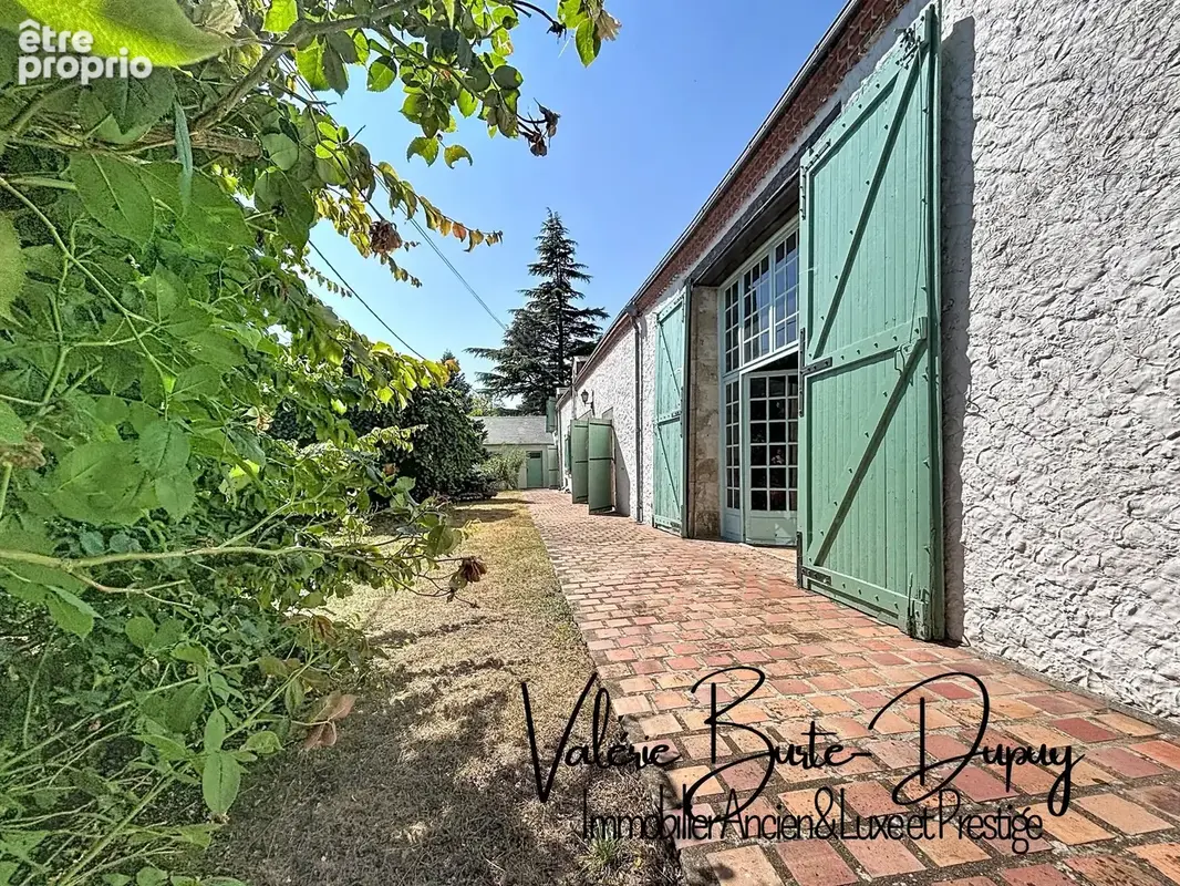 Belle longère de 249m2 à réinventer 6 chambres jardin et garage à Vennecy (45 LOIRET) - photo 21