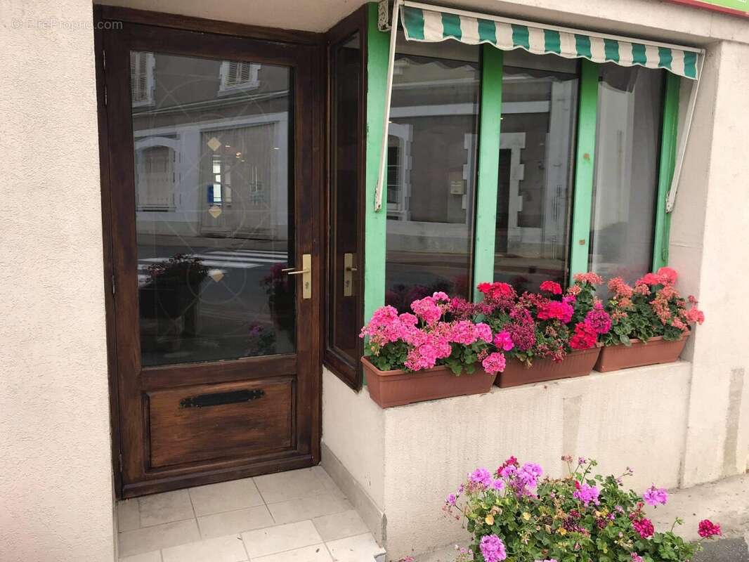 Maison 280 m² à Lignieres  - photo 12