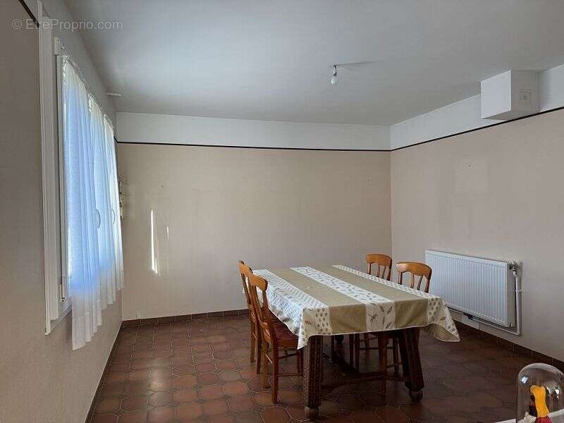 Maison à PARON