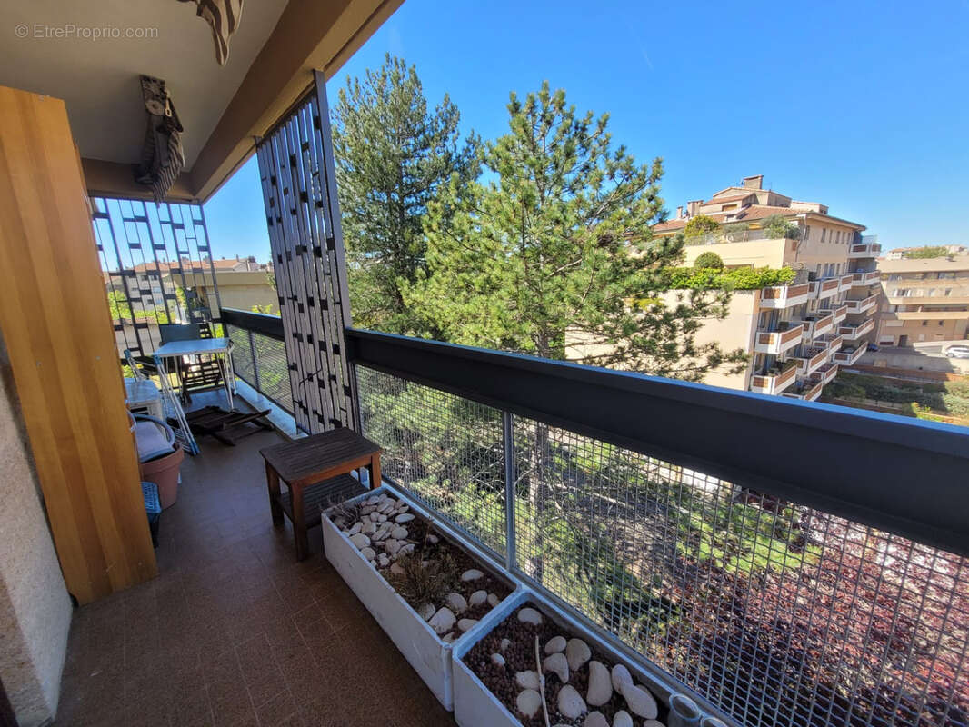 Appartement à AIX-EN-PROVENCE