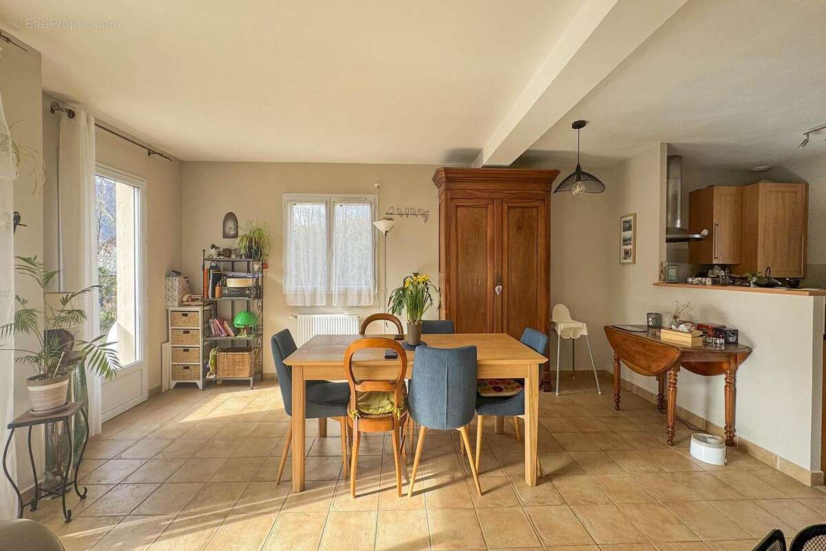 n°11 - Maison à SAINT-EGREVE