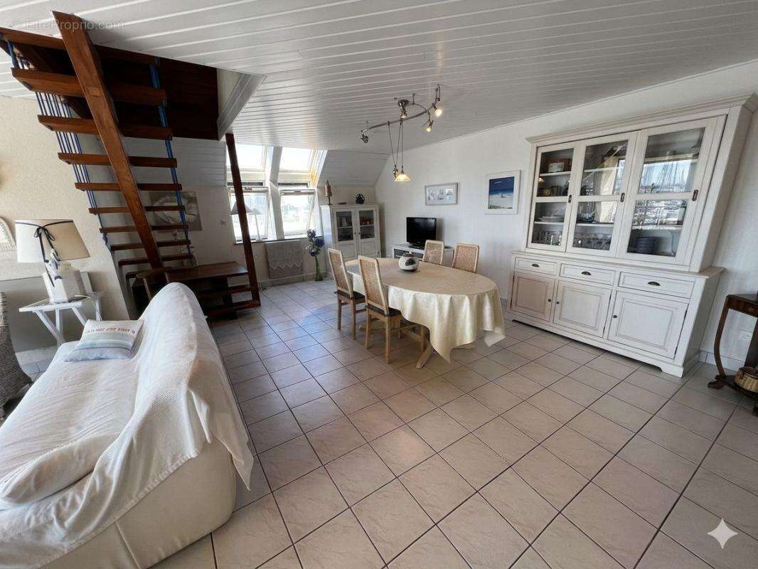 Appartement à ARZON
