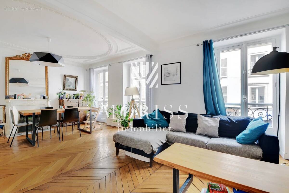 Appartement à PARIS-10E