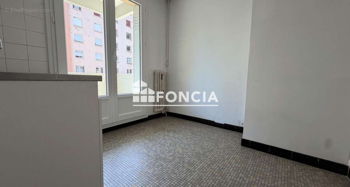 Appartement à BOURGOIN-JALLIEU