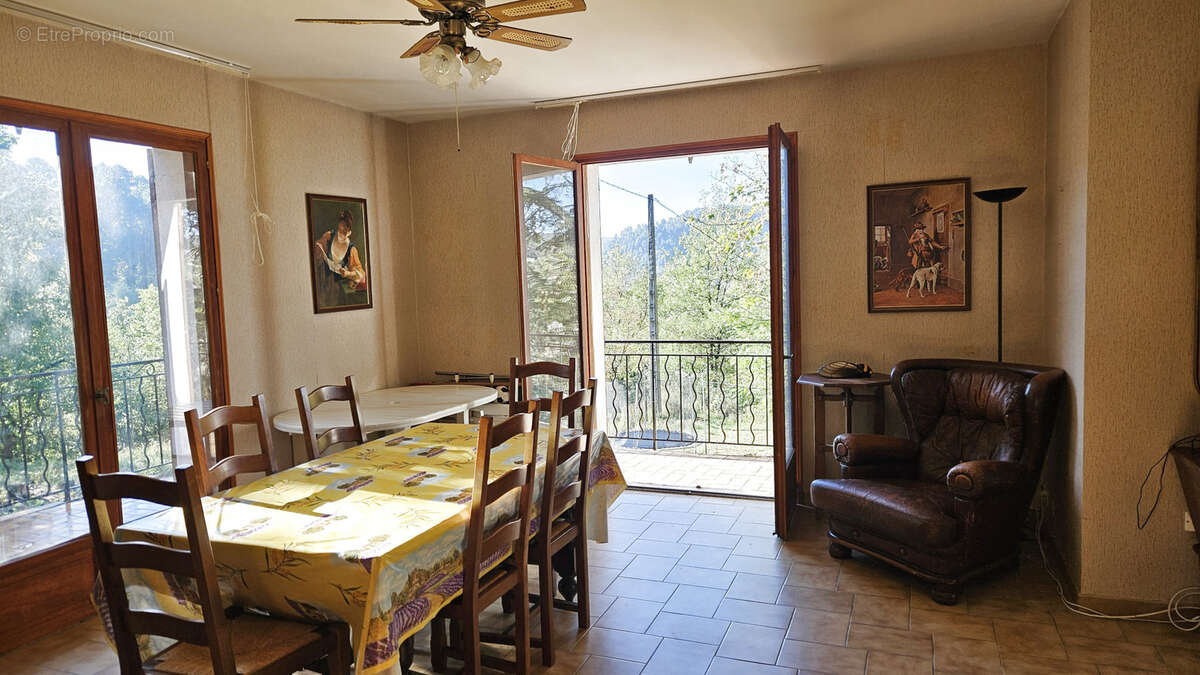 Maison à VALS-LES-BAINS