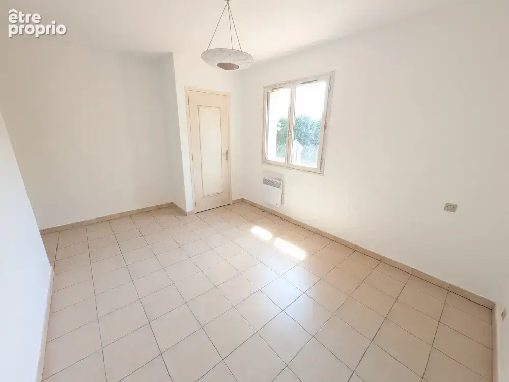 maison T4 de plain pied avec garage - photo 6