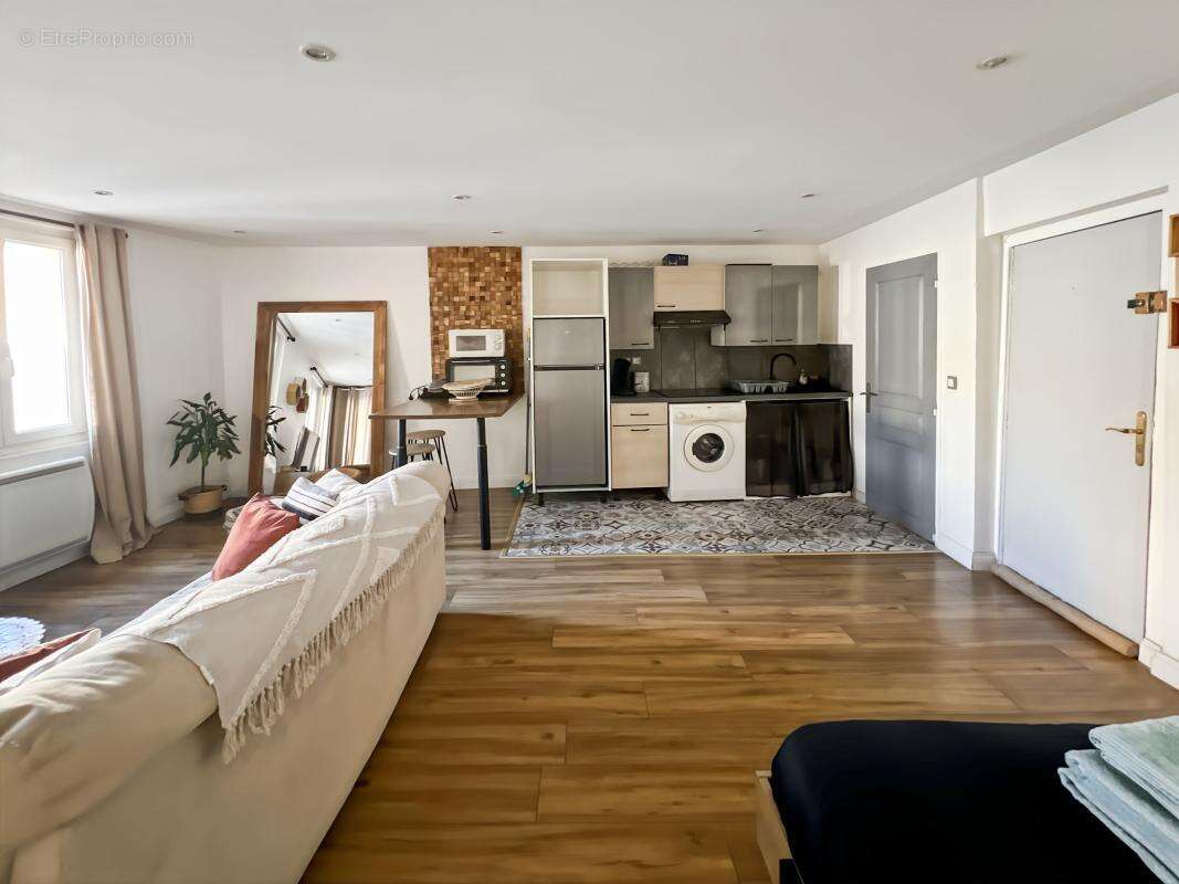 Appartement à FREJUS