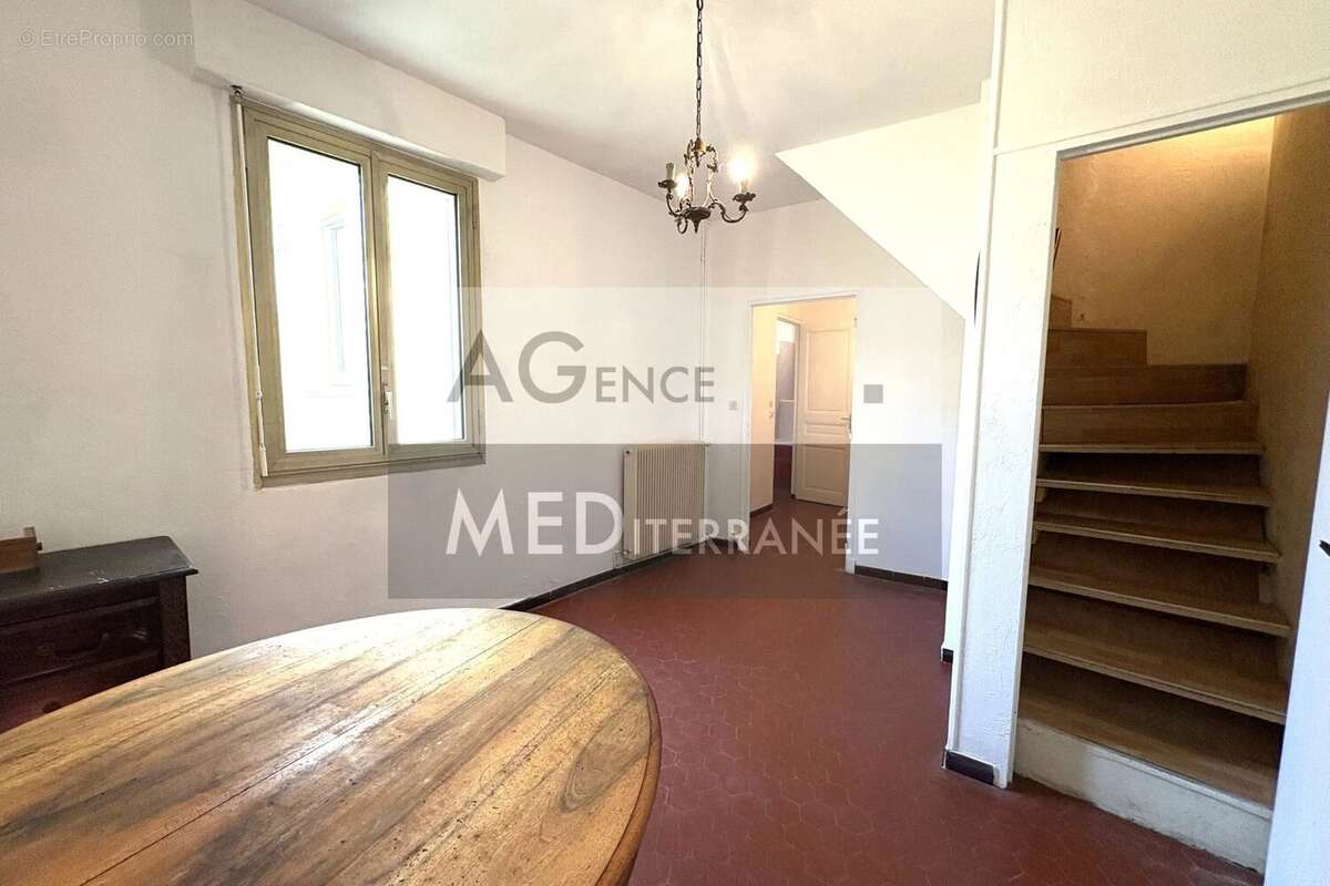 Maison à LE CANNET