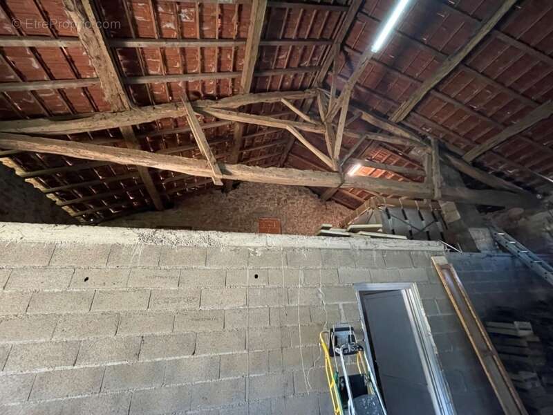 Maison à SAINT-JUNIEN