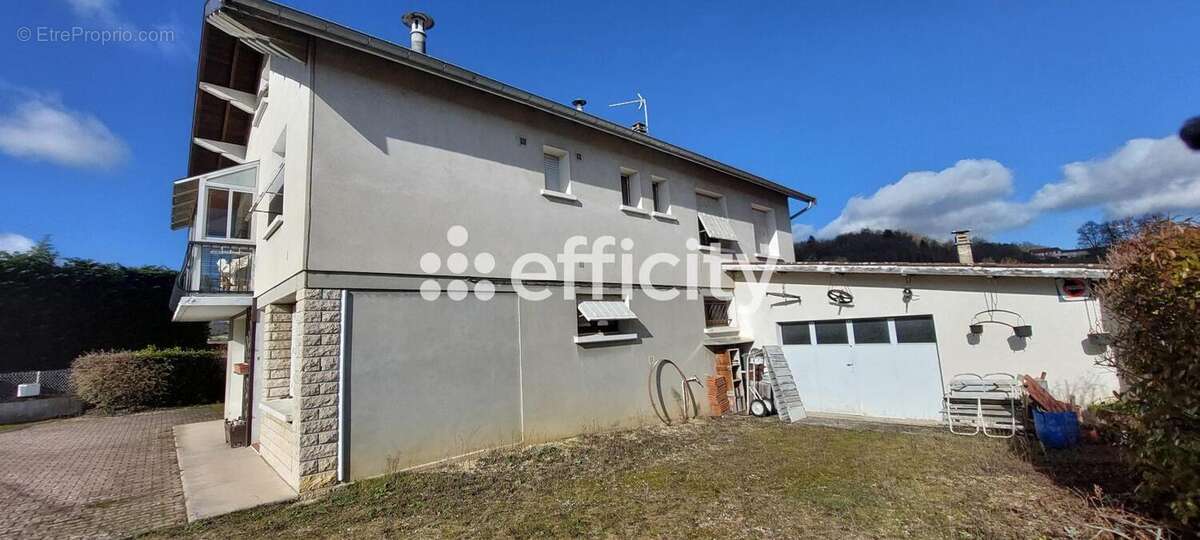 Maison 120 m² à Cour-Et-Buis  - photo 2