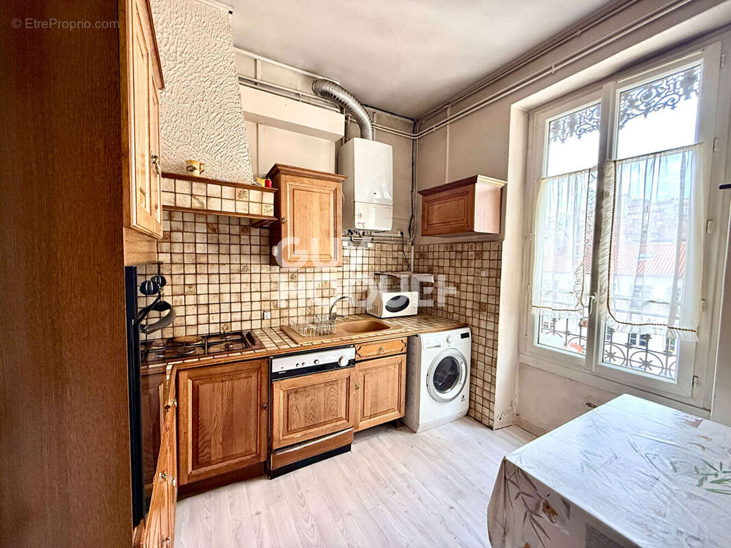 Appartement à LYON-1E