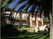 Maison à ROQUEBRUNE-SUR-ARGENS