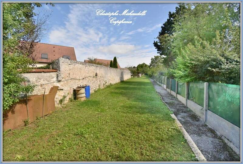 Maison à MARY-SUR-MARNE