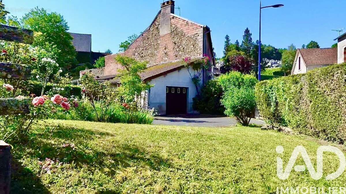 Maison 122 m² à Saint-Pierre-De-Fursac  - photo 3