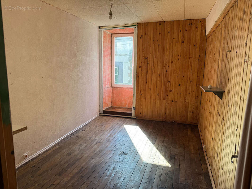 Appartement à SAINT-JEAN-BREVELAY