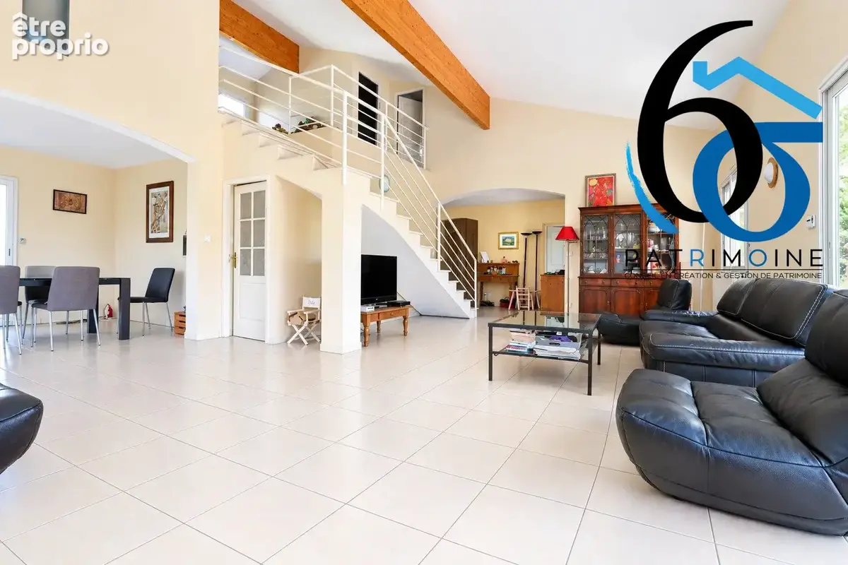 Maison 8 pièces 213 m² à vendre à Portet-Sur-Garonne (31120) - photo 3