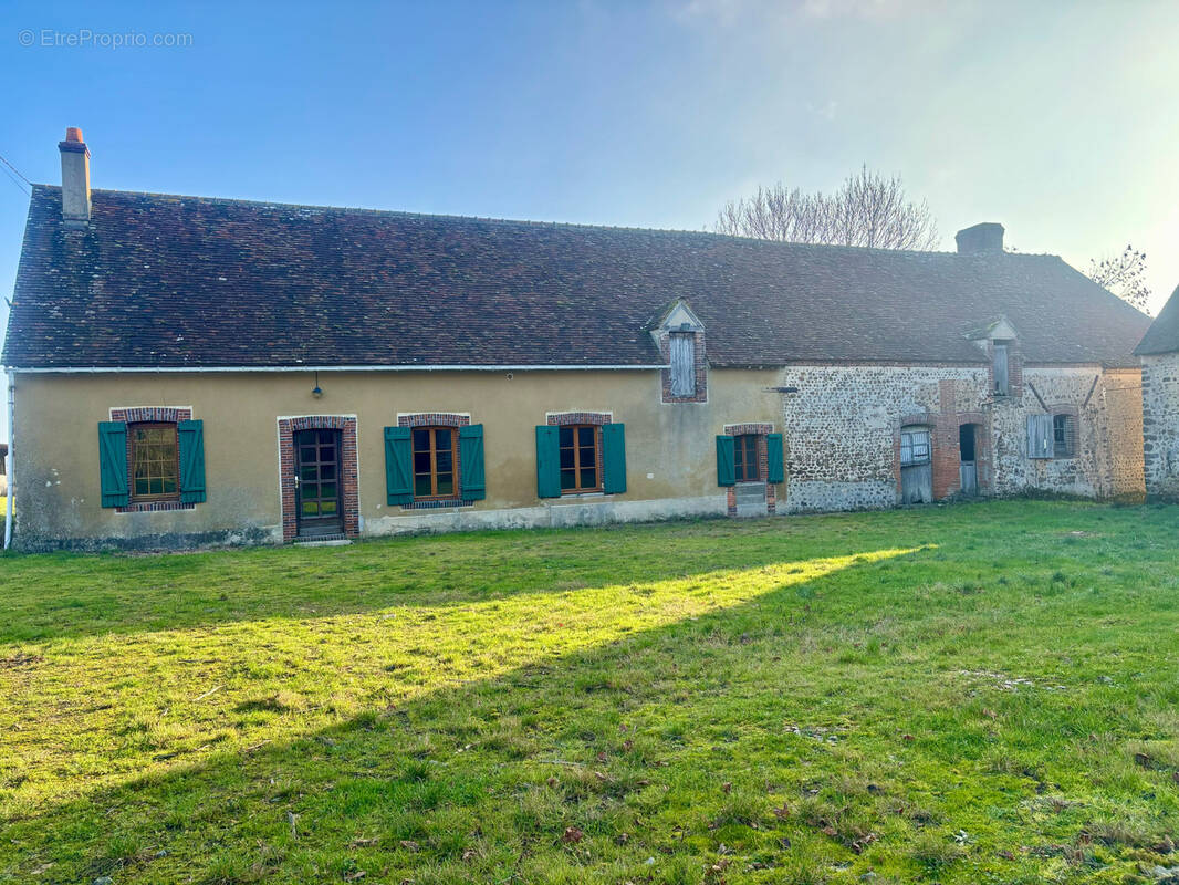 Maison à SAINT-ELIPH