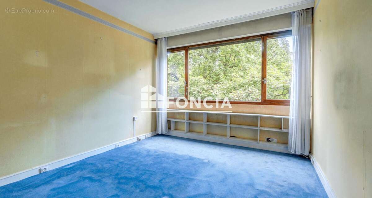 Appartement à NOISY-LE-ROI