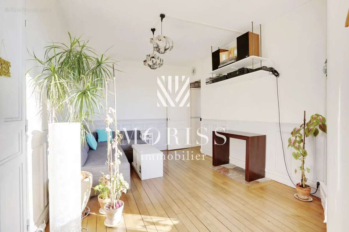 Appartement à PARIS-17E