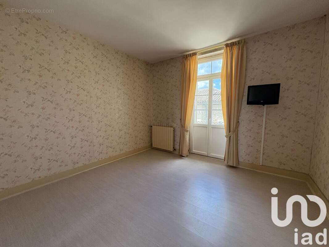 Photo 9 - Maison à VILLEFRANCHE-DE-LONCHAT