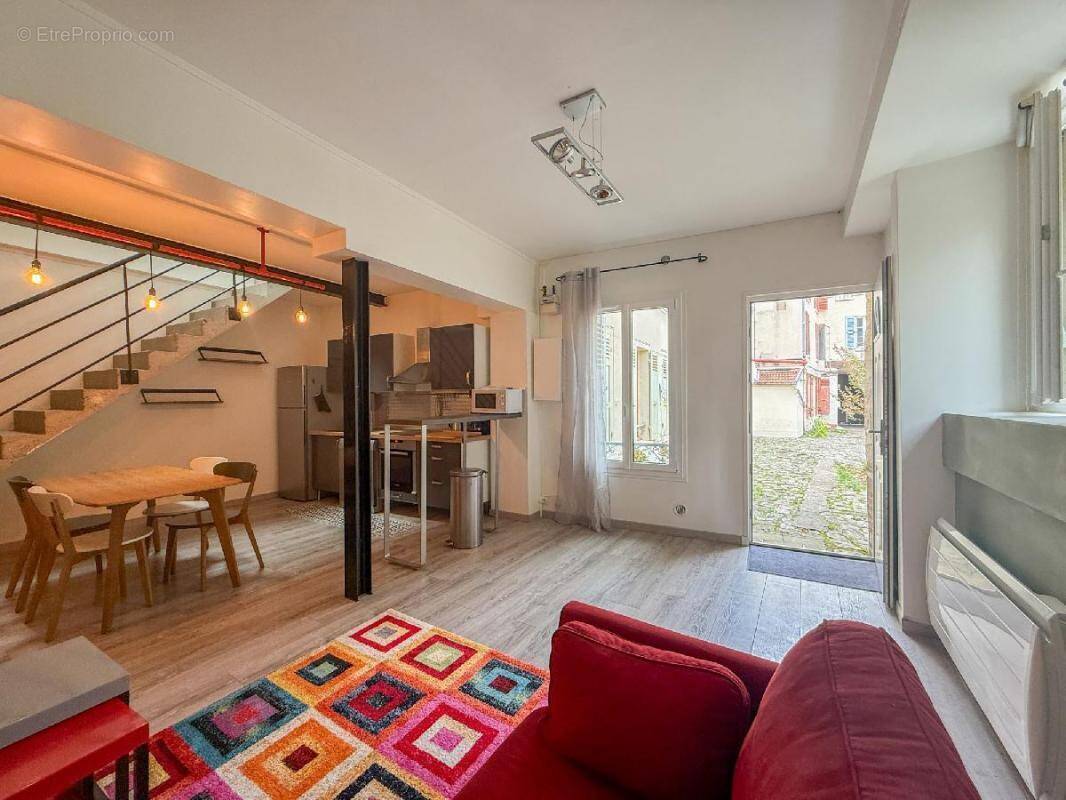 Maison à NANTERRE