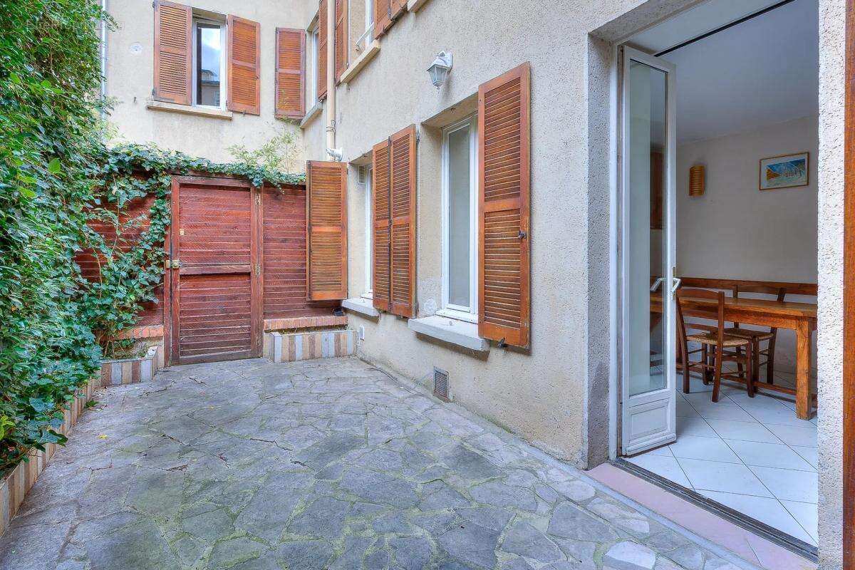 Appartement à PUTEAUX