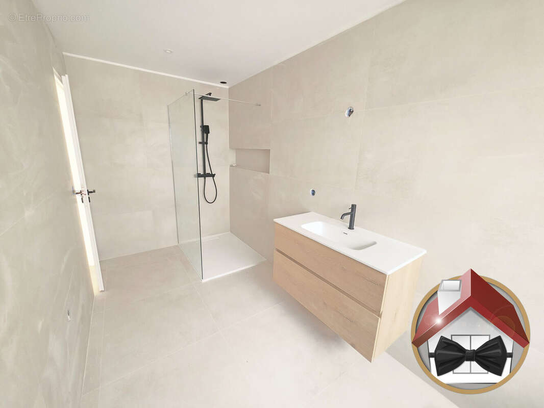 Maison à FRONTIGNAN