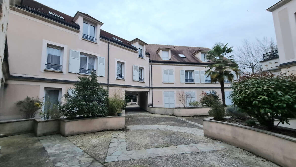 Appartement à GIF-SUR-YVETTE