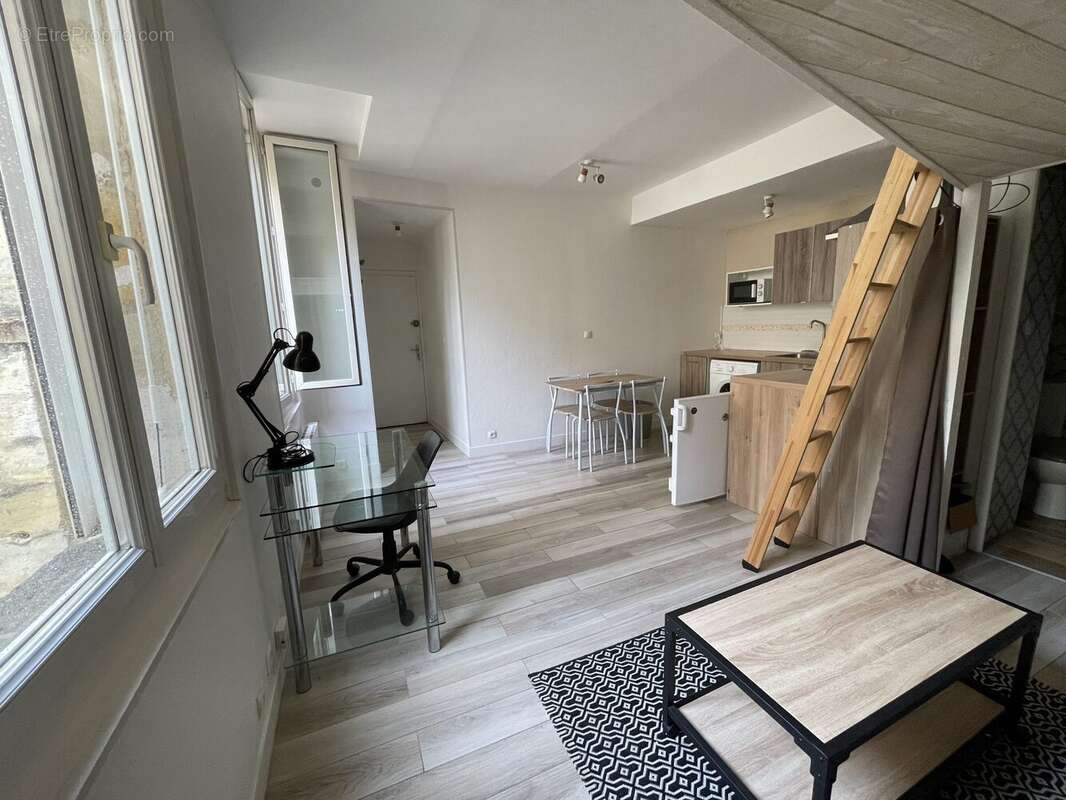 Appartement à BORDEAUX