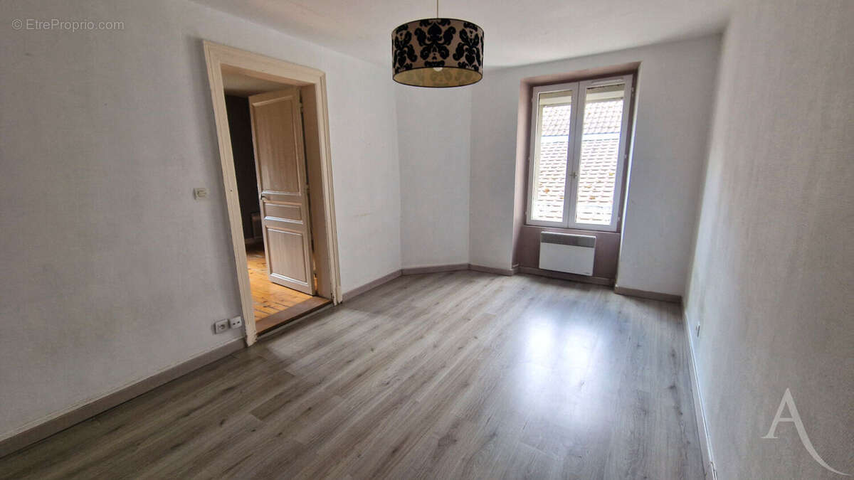 Appartement à MANTES-LA-JOLIE