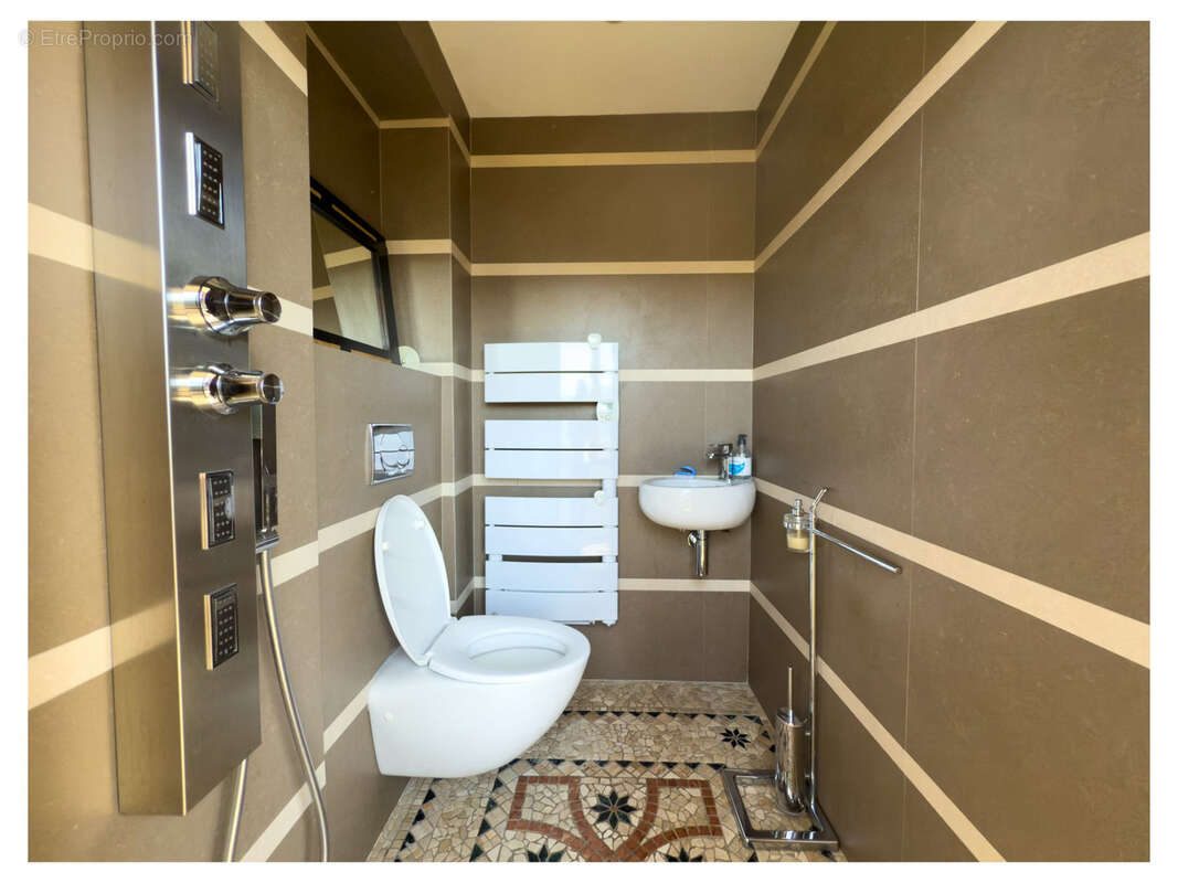 Maison à SAINTE-LUCIE-DE-TALLANO