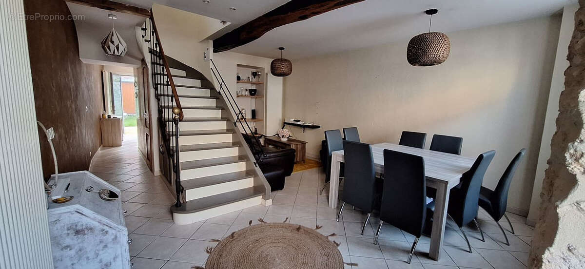 Maison à SAINT-CLAIR-SUR-EPTE