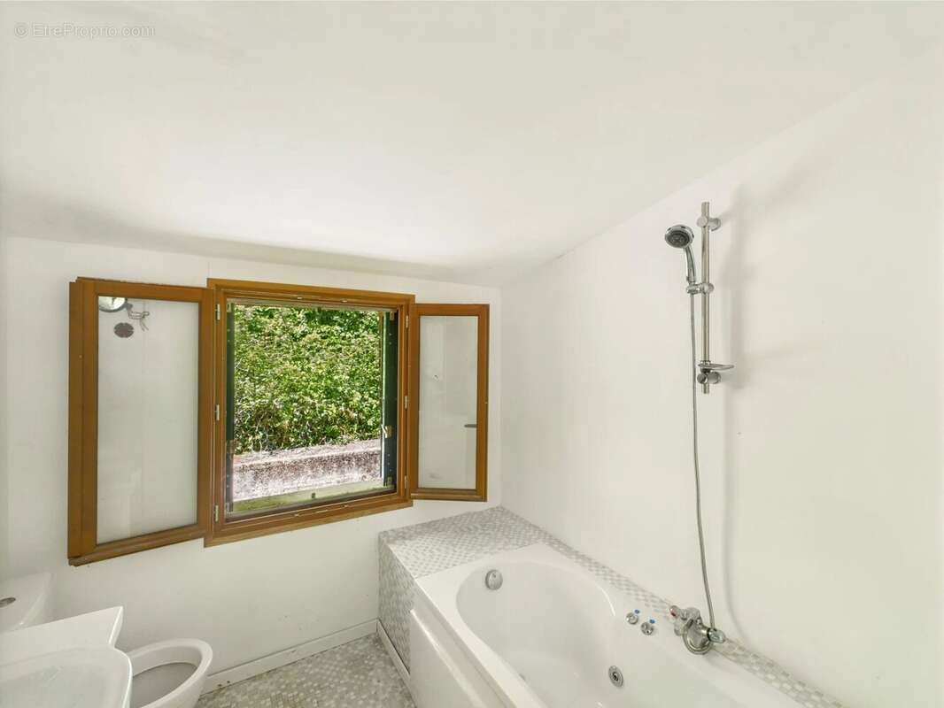 Maison à BOURNIQUEL