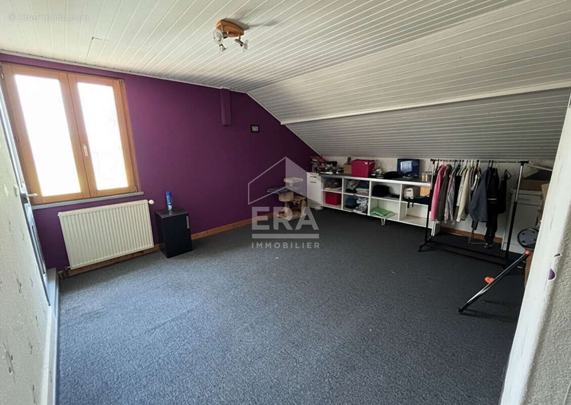 Maison à PIERREFONTAINE-LES-VARANS