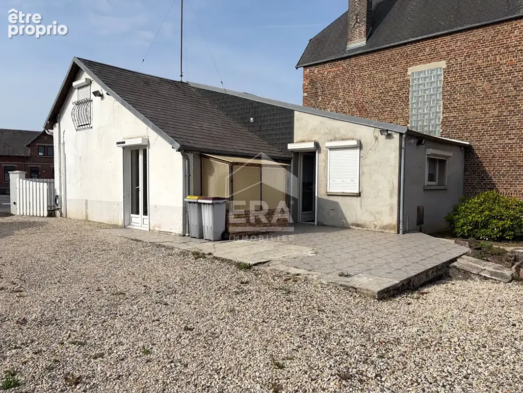 Maison à MONTESCOURT-LIZEROLLES