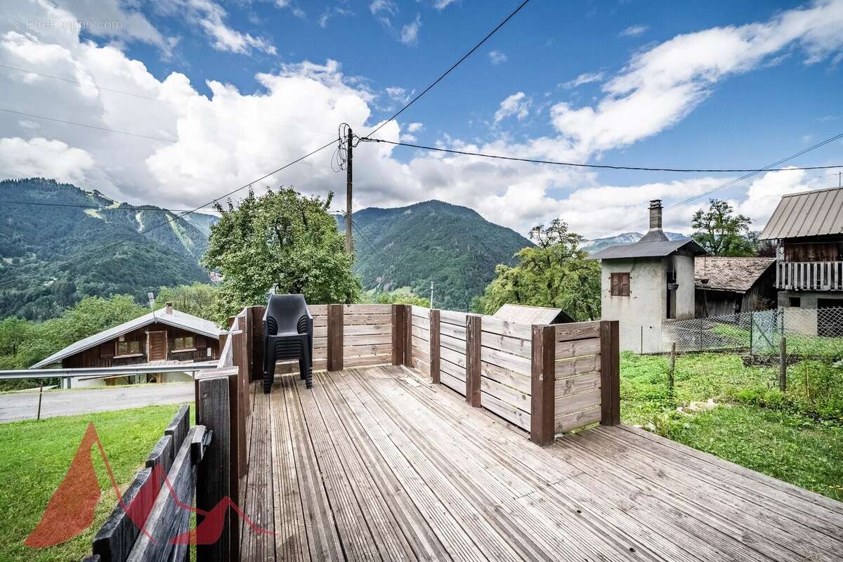Rare à la Vente : Superbe Appartement Duplex 3 Chambres avec Jardin Privatif à Saint Jean d'Aulps - photo 4