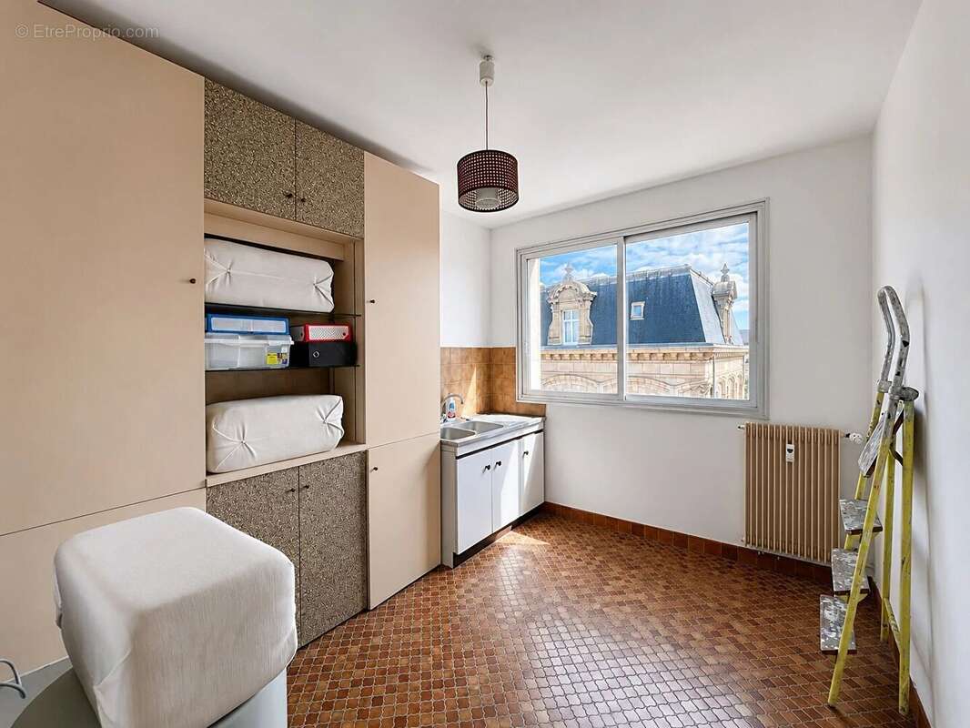 Duplex de 138 m² au coeur de ville, lumière, volumes et caractère - photo 8