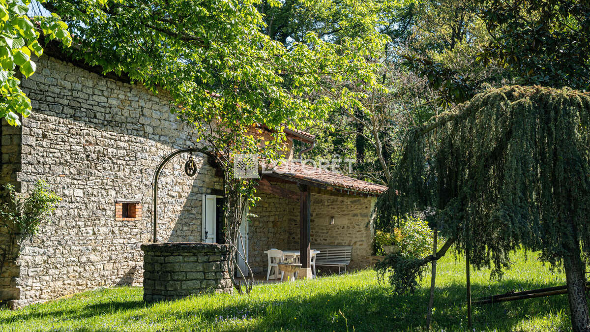 Maison à SAINT-MARTIN-DU-MONT