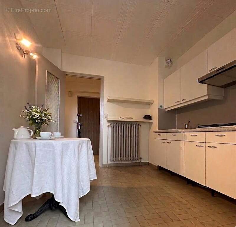 VENTE : Grand Studio (type T2) de 42 m² en plein cœur de Saint-Julien-en-Genevois proche douane de Perly - photo 4