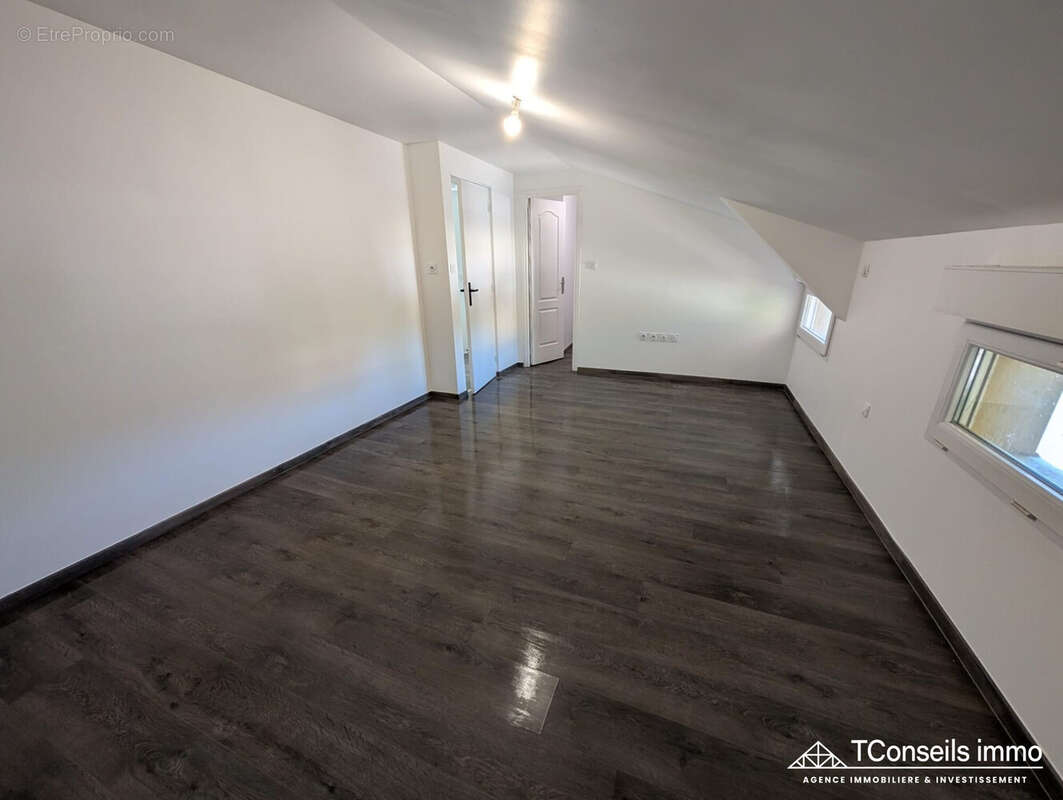 Maison 101 m² à Albi  - photo 7