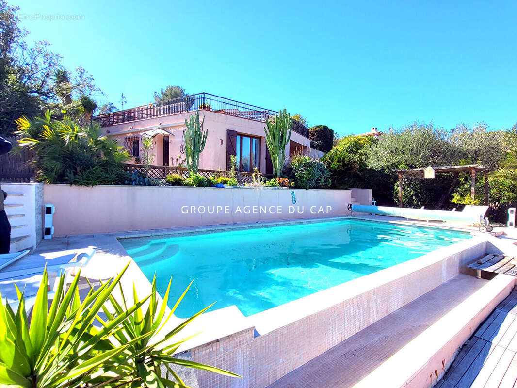 Maison à LES ISSAMBRES