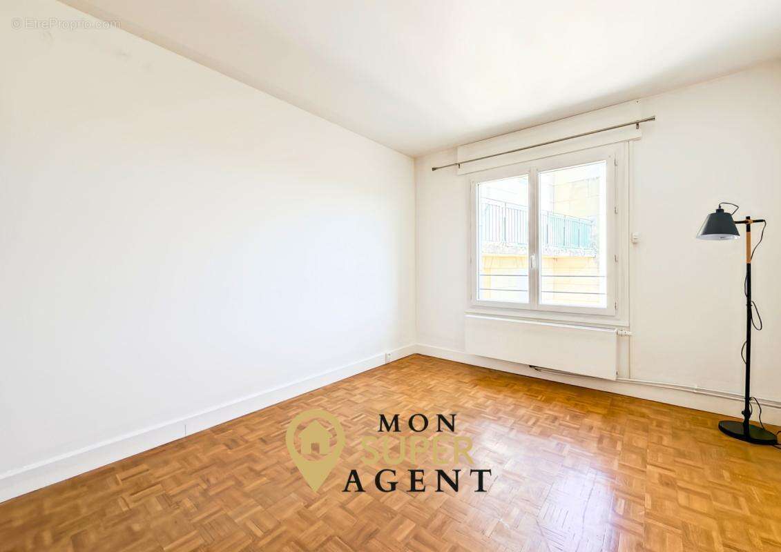 Appartement à MELUN