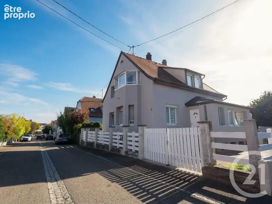 Maison 6 pièces 139 m² à vendre à Eckbolsheim (67201) - photo 1