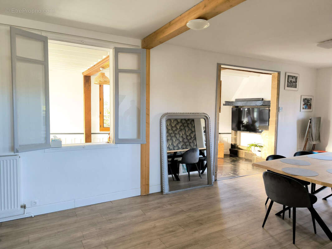 Maison à MONCEAUX-EN-BESSIN