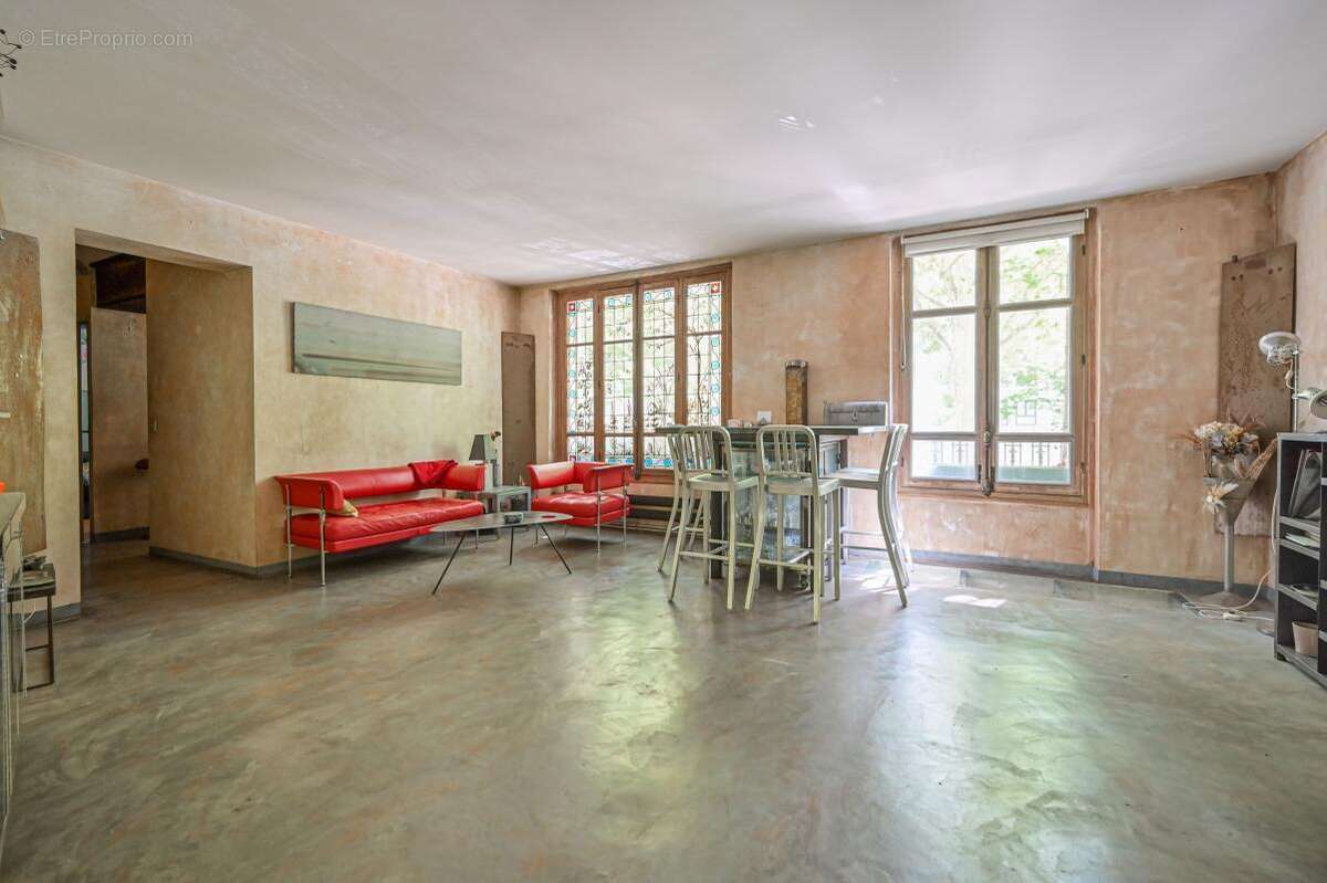 Appartement à PARIS-20E