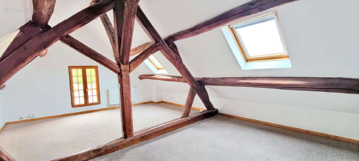 Maison à SAINT-PIAT