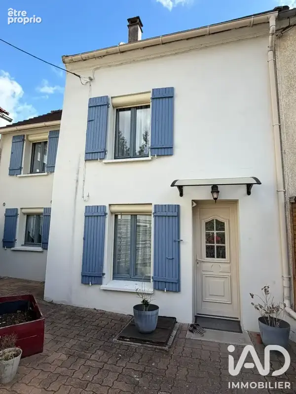 Photo 1 - Maison à ETREPILLY
