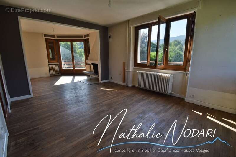 Maison à FRESSE-SUR-MOSELLE